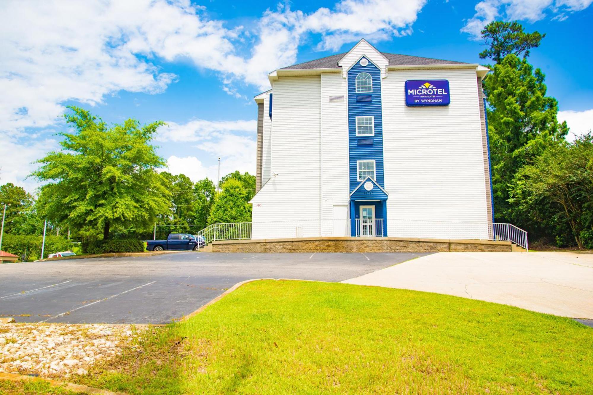 Microtel Inn & Suites By Wyndham Daphne Exterior photo